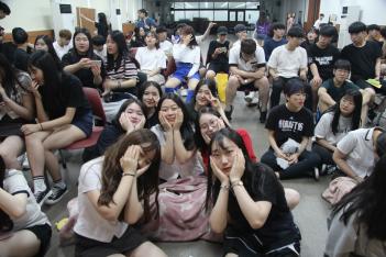 ���տ����� �̸����� ÷���̹���