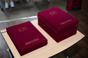 �б�ȸ�� �Ӹ��� ÷���̹���