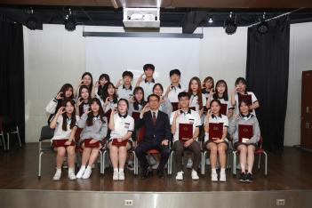 �л�ȸ�� �Ӹ��� ÷���̹���