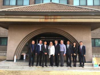 �̱� Ķ�����Ͼ� ��� ��ȯ�л� ���� �л���... ÷���̹���