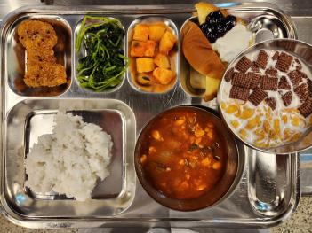 11.4 (��) �� ÷���̹���