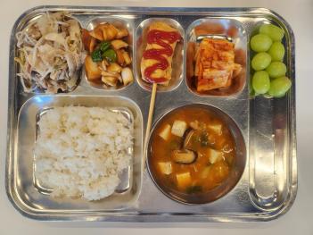 4.8(ȭ) �߽� ÷���̹���