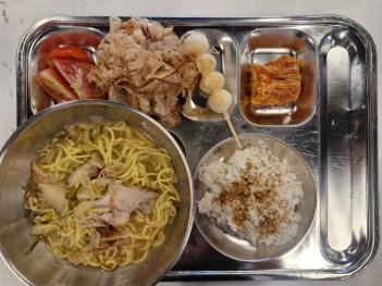 7.15 (ȭ) ���� ÷���̹���