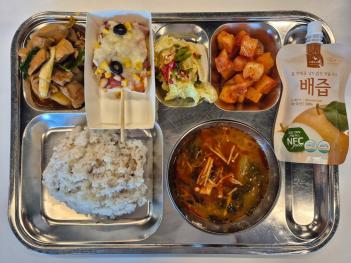 11.4 (ȭ) �߽� ÷���̹���