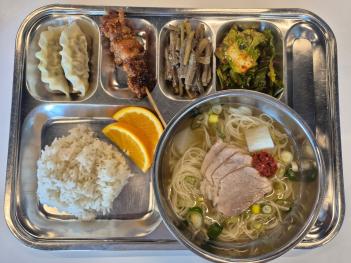 3.9(��) �߽� ÷���̹���