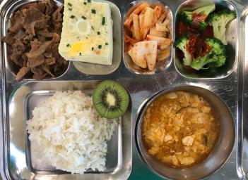 4.17(ȭ) �߽� ÷���̹���