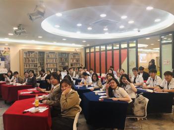 �̱��ܱ������� ��ȭ ���α׷� ÷���̹���